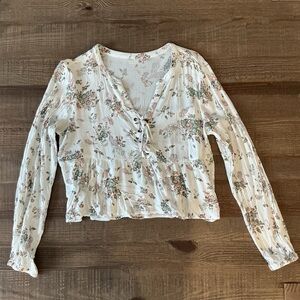 SO Juniors' Boho Lace-up Peplum Top White floral Paisley Rayon Size M